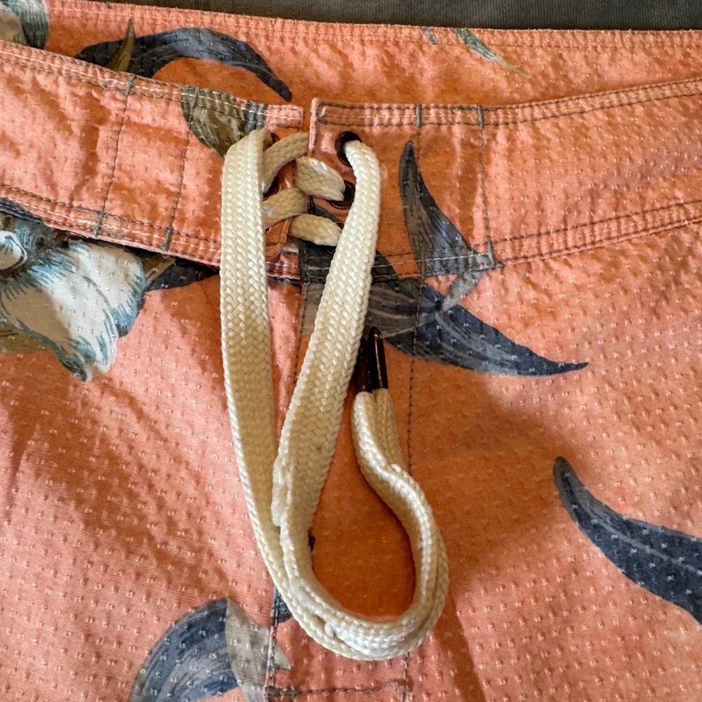 Tommy Bahama tommy bahama